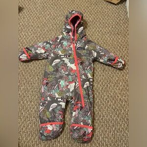 Patagonia 6-9mo bunting snow suit